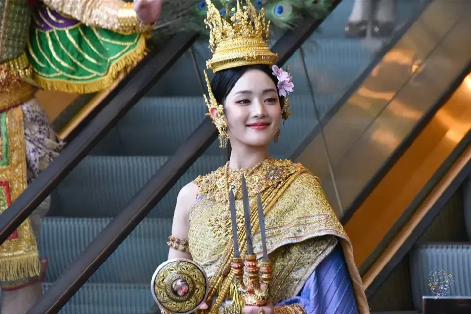 Minnie’s Songkran Festival Costume