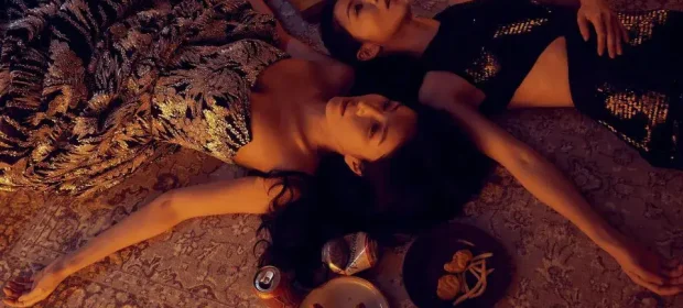 Born for the Spotlight, Griselda Reviews 2