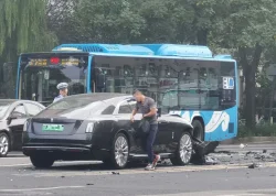 Chen Zhen’s Rolls-Royce Accident