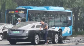 Chen Zhen’s Rolls-Royce Accident