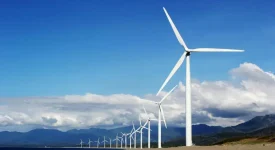 China accelerates lead over US in clean energy