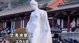 “Lady Yang Bathing” sculpture is indecent
