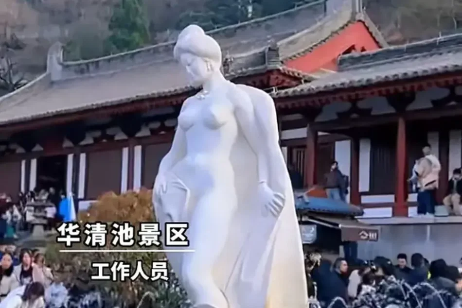 “Lady Yang Bathing” sculpture is indecent