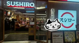 Dining queue of 3200 causes chaos